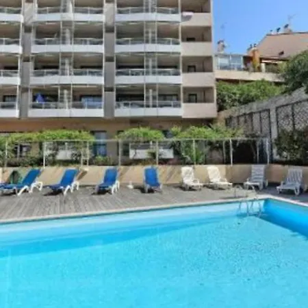 Pool Apartment